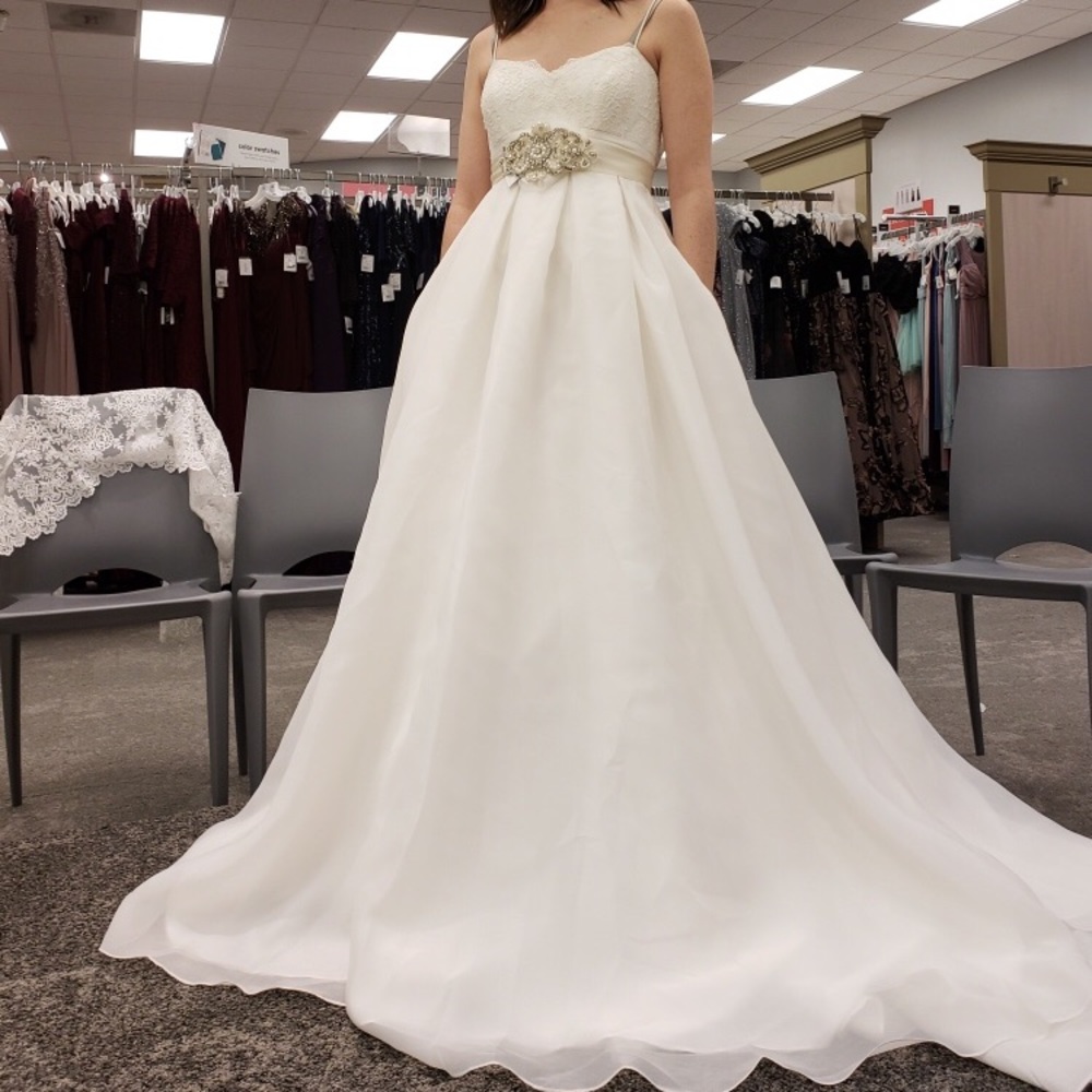 Galina Wedding Dress with pockets